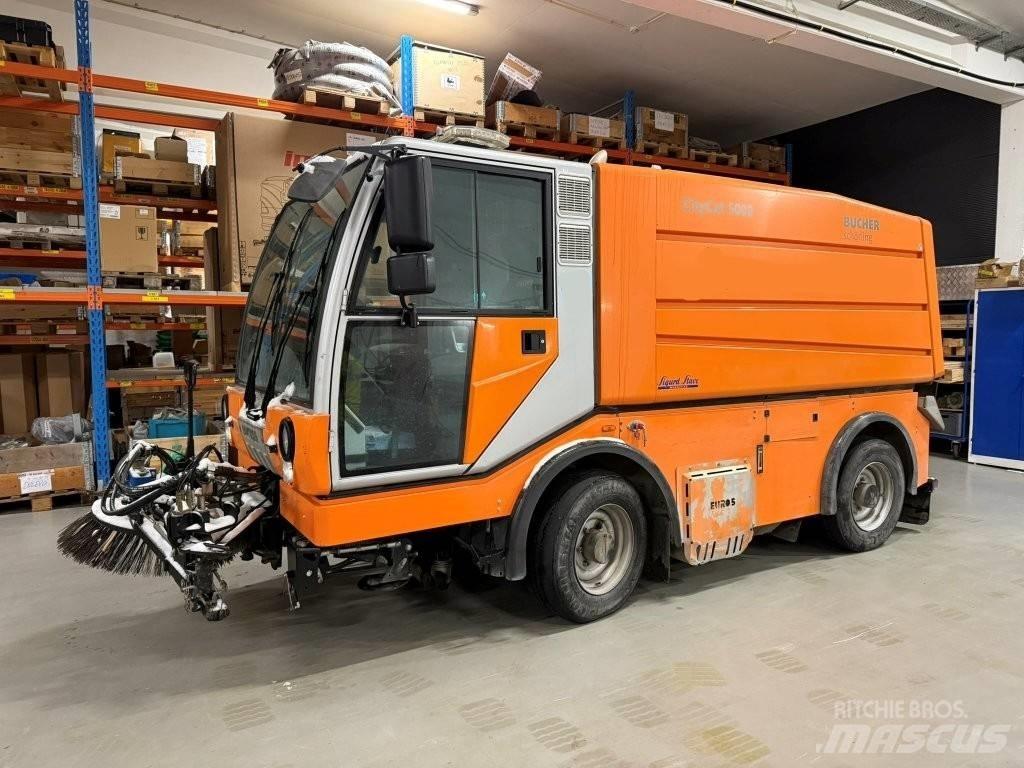 Bucher CityCat 5000 Автоматични метачки с четки