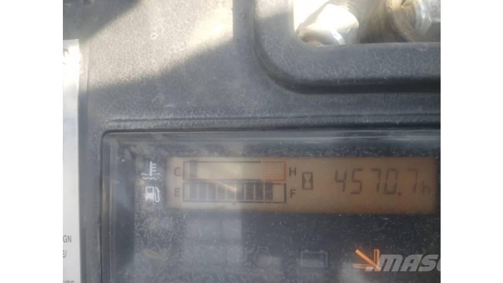 Toyota 8fu25 Вилични кари-повдигачи - други