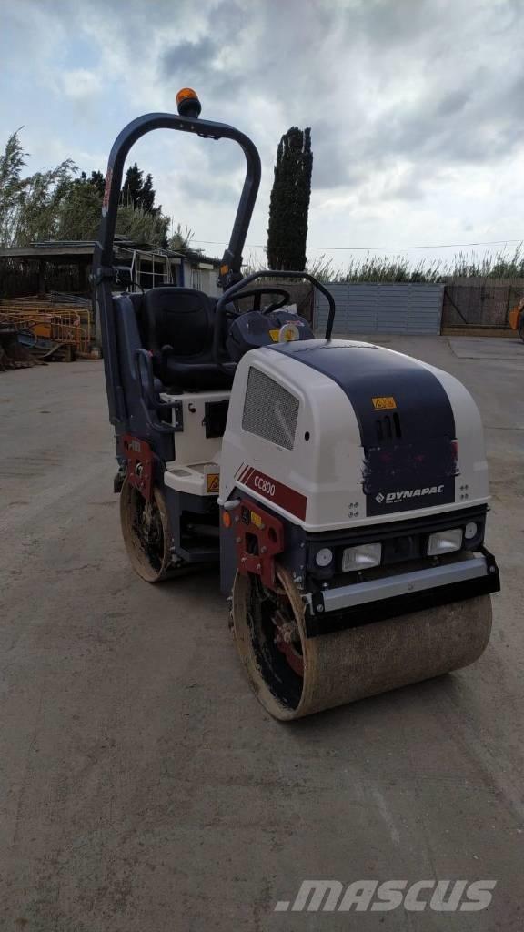 Dynapac CC 800 Plus Двойни барабанни ролки
