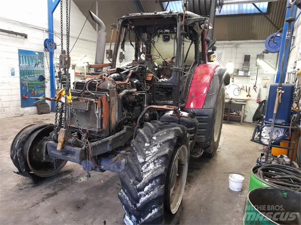 Valtra N163 Трактори