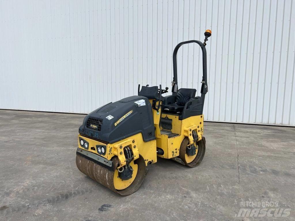 Bomag BW 100 AD M-5 Двойни барабанни ролки
