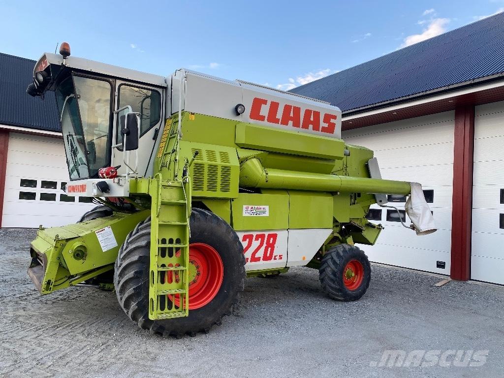 CLAAS Commandor 228 Комбайни