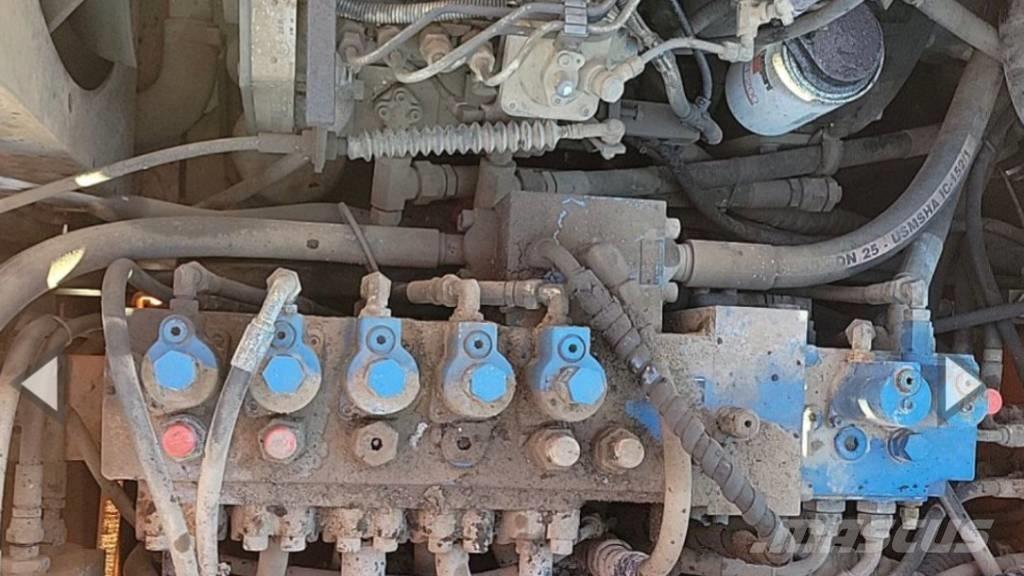 Hitachi EX 135 W Колесни екскаватори