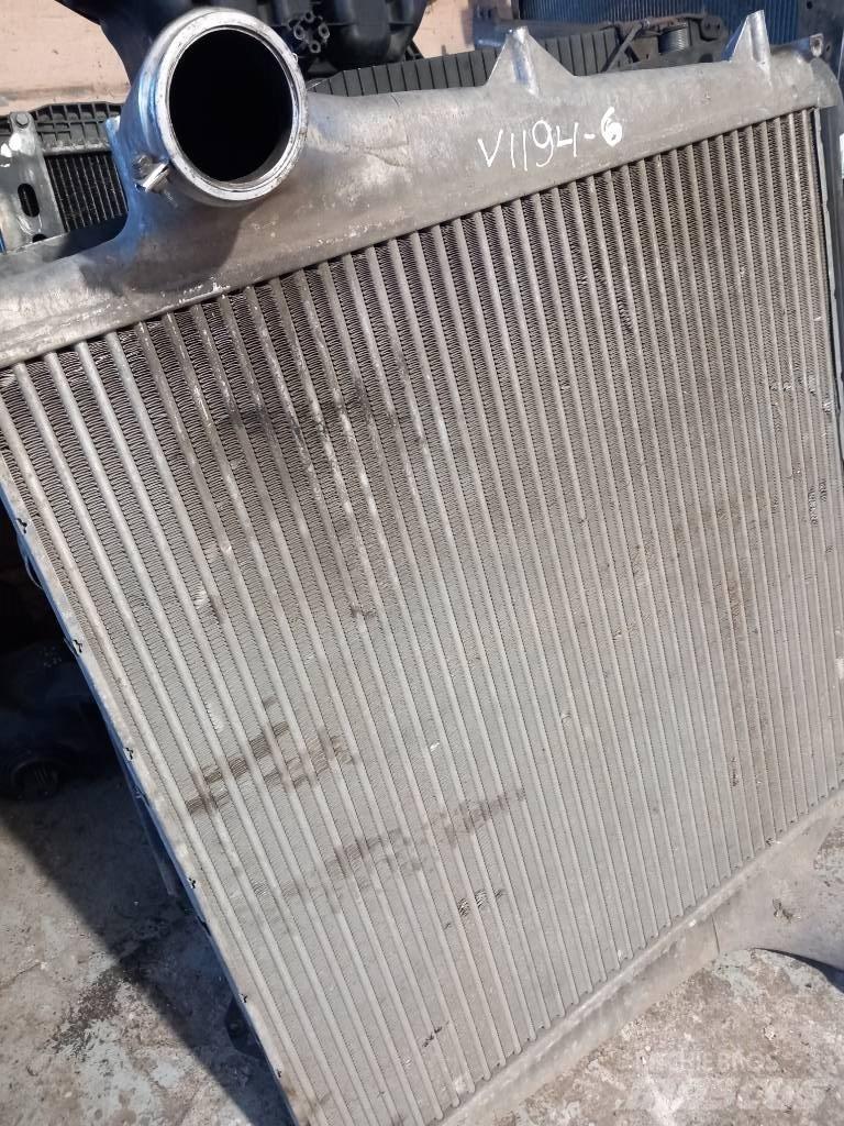 Volvo FH 12  20566842 Радиатори
