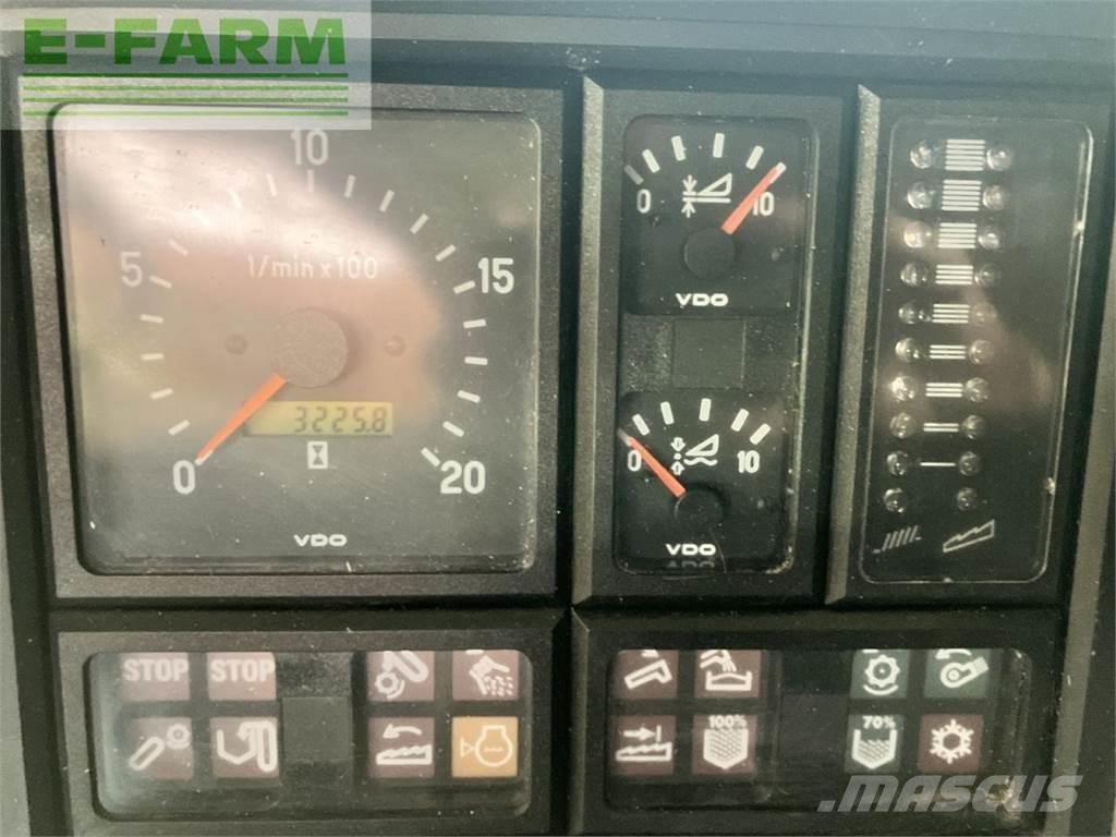 CLAAS medion 330 Комбайни