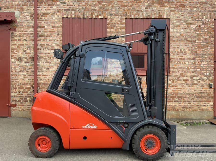 Linde H 30 D Дизелови камиони