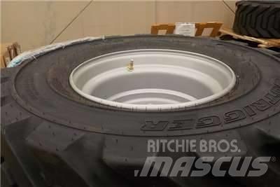 JLG Tyres Гуми и колела