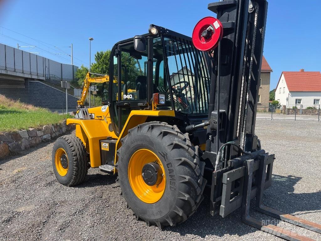 JCB 940-2 T4 Камиони за херавни местности