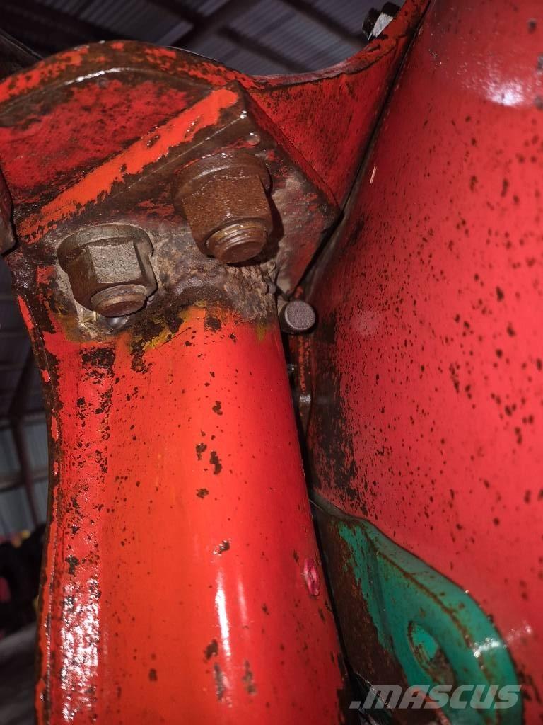 Kverneland EG85 Реверсивни плугове