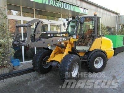 Volvo L25-B Колесни товарачи