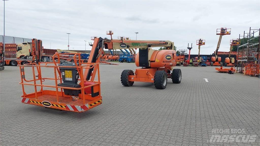 JLG E800AJ Съчленени стрелови подемници
