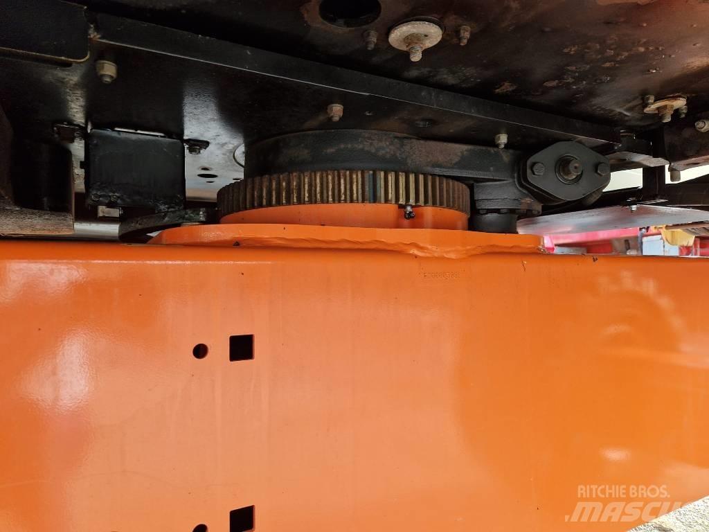 JLG 520AJ Съчленени стрелови подемници