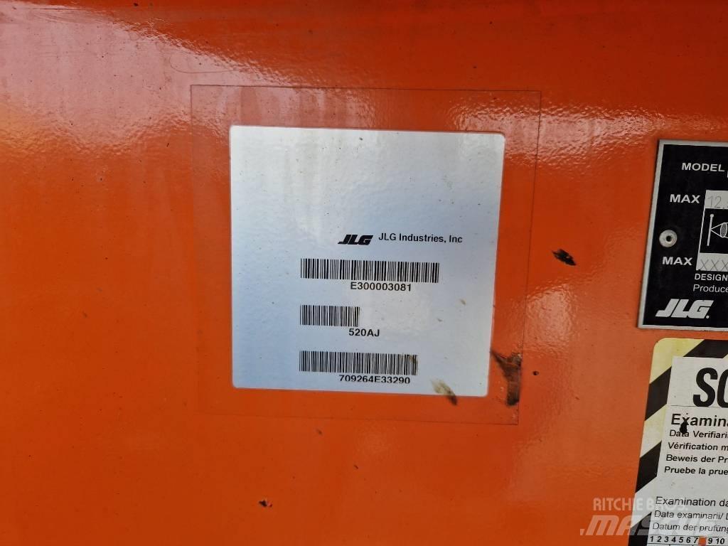 JLG 520AJ Съчленени стрелови подемници