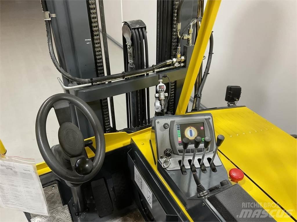 Combilift CBE3000 Повдигач с движение в 4 посоки