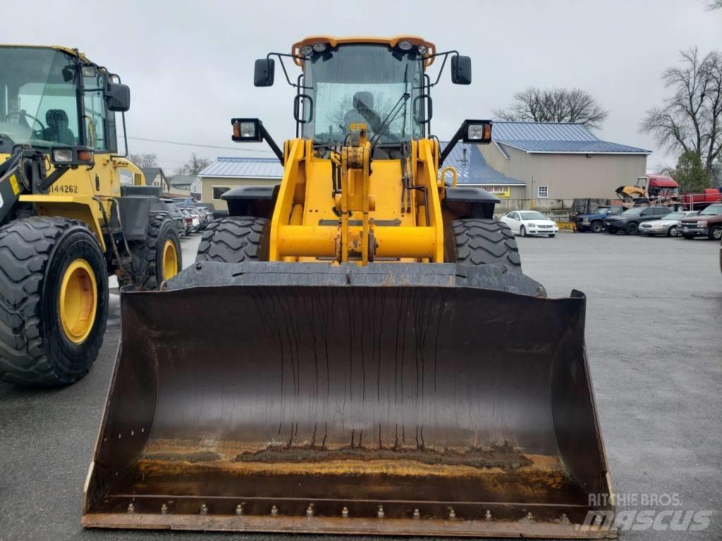 JCB 426 ZX Колесни товарачи