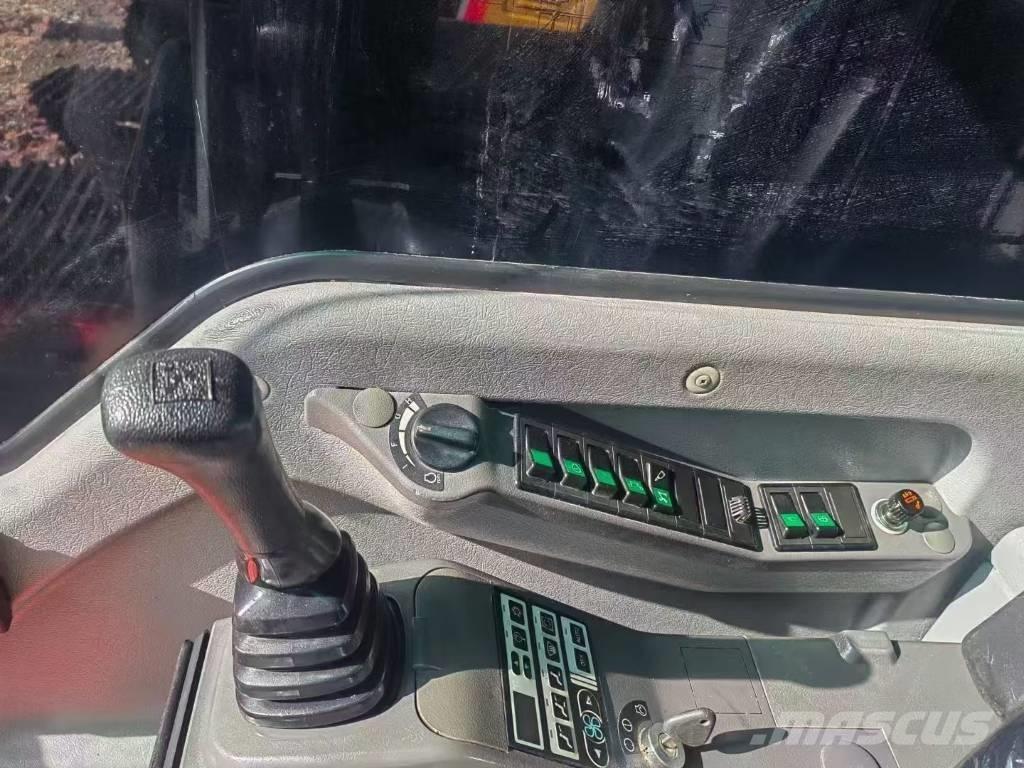 Volvo 290 Верижен екскаватор