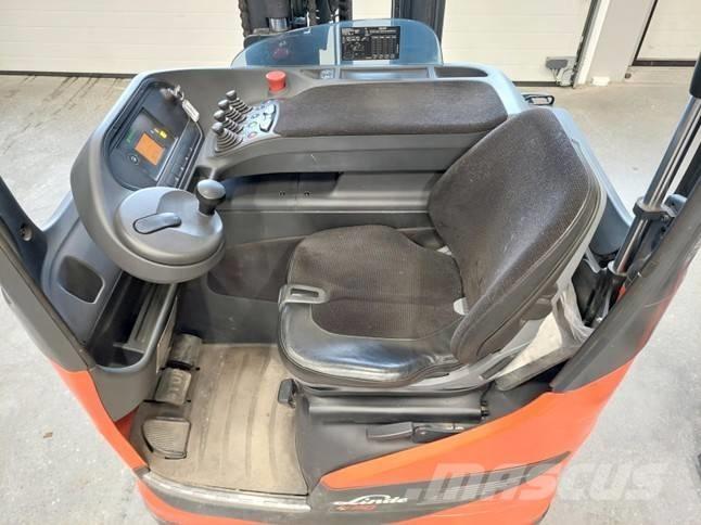 Linde R20-1120 Ретрак/ Високоповдигач с изместване на вилката напред