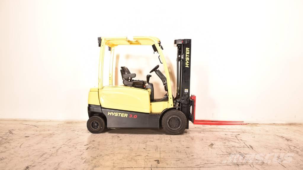 Hyster J3.0XN Електрически вилични кари-повдигачи