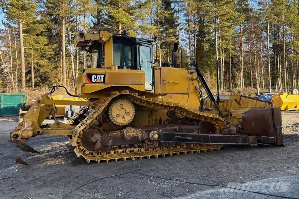 CAT D 6 T LGP Верижни булдозери
