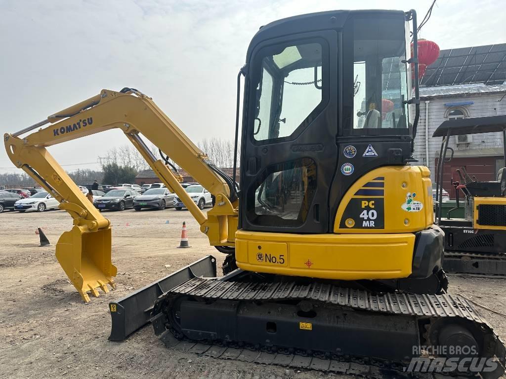 Komatsu 40MR Верижен екскаватор