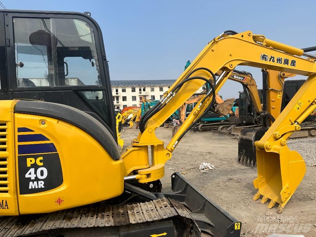 Komatsu 40MR Верижен екскаватор