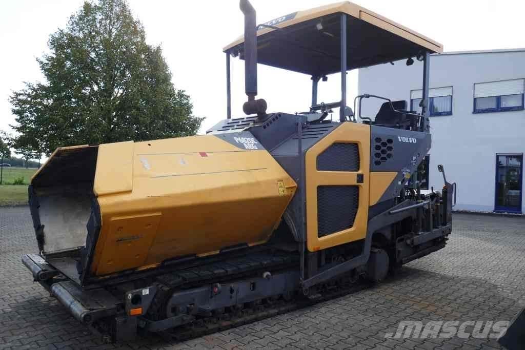 Volvo ABG P 6820  C Машини за асфалт
