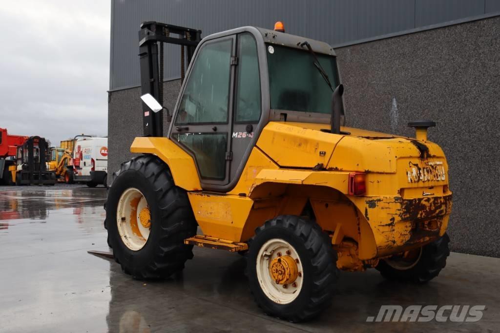 Manitou M 26.4 Камиони за херавни местности