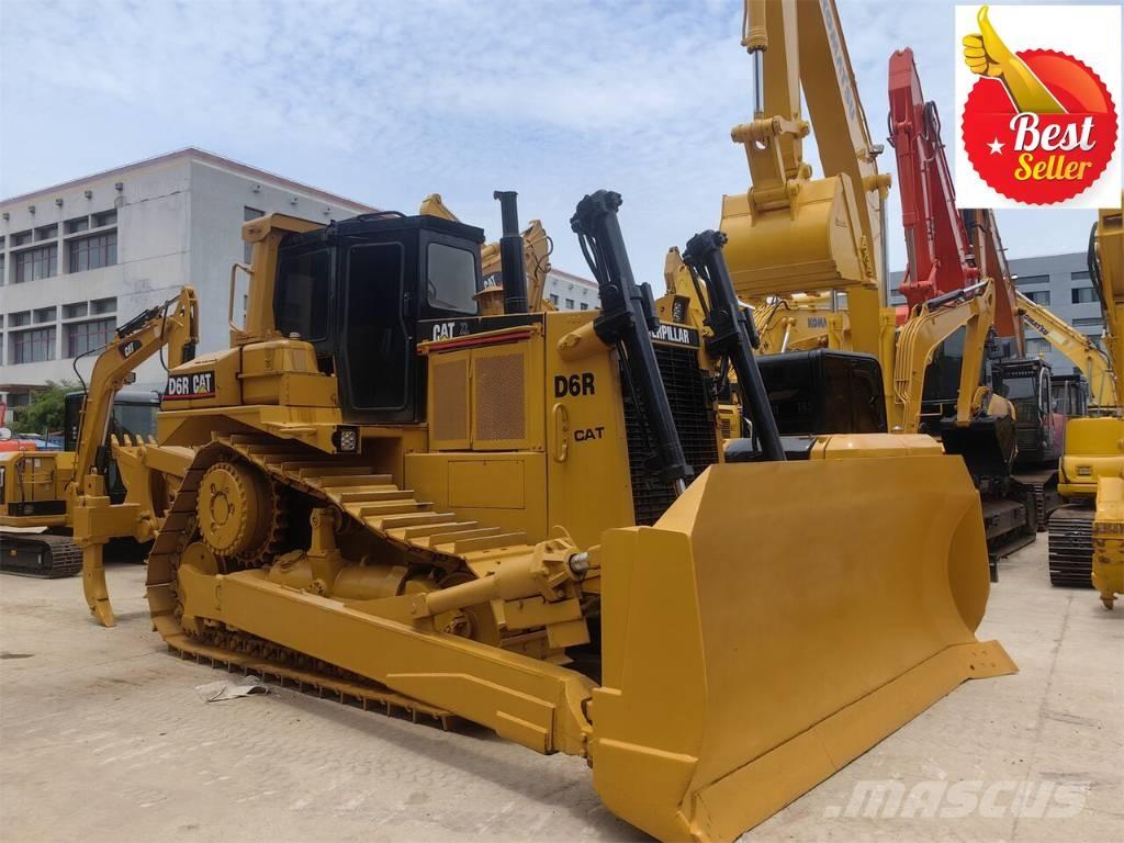 CAT D 6 R Верижни булдозери
