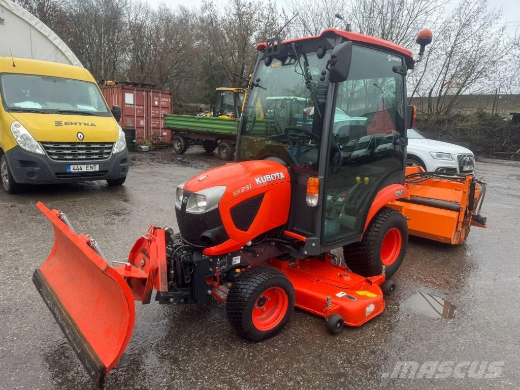 Kubota BX231 Компактни трактори