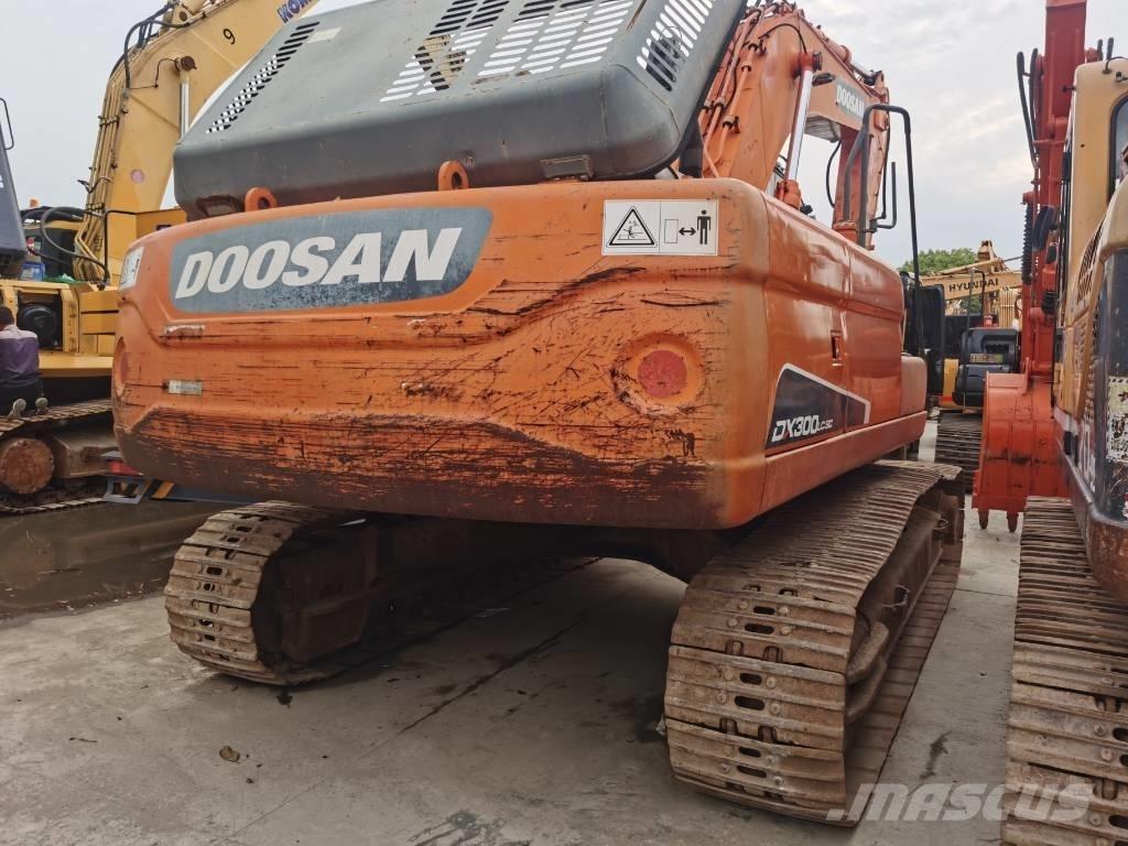 Doosan DX300LC-9C Верижен екскаватор
