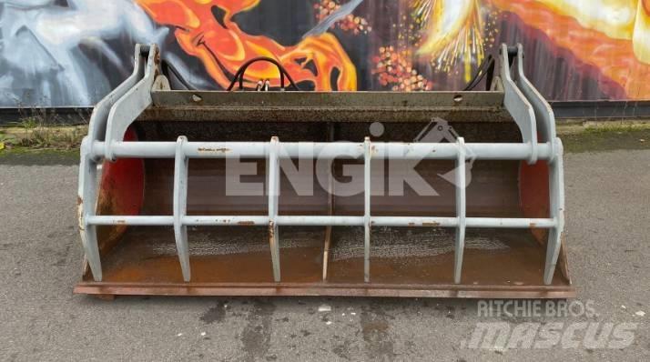 Manitou Godet griffe Телескопични товарачи