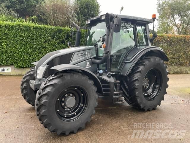 Valtra N123 HiTech-5 Трактори