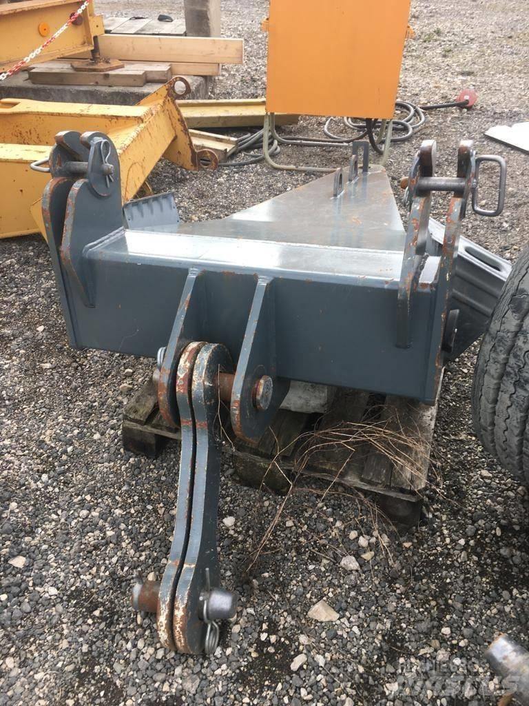Liebherr L1 24 Части и оборудване за кранове
