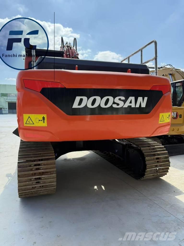 Doosan DX 225 LC Верижен екскаватор