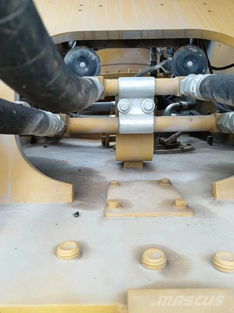 CAT 340 D L Верижен екскаватор