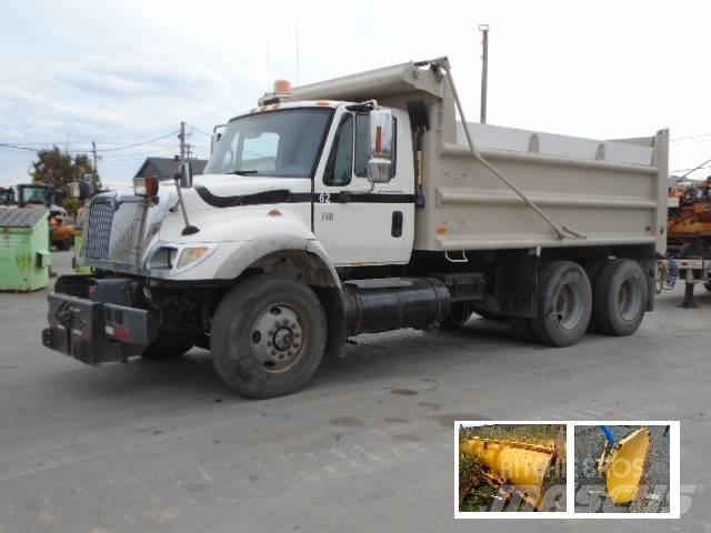 International 7500 Самосвал