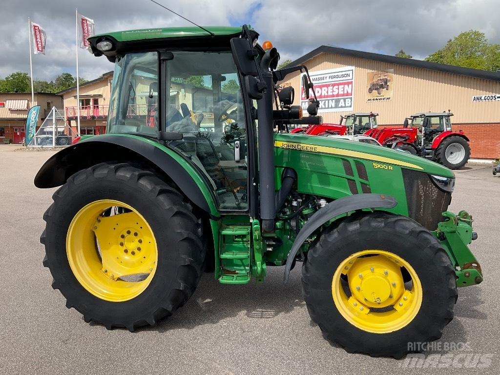 John Deere 5100 R Трактори