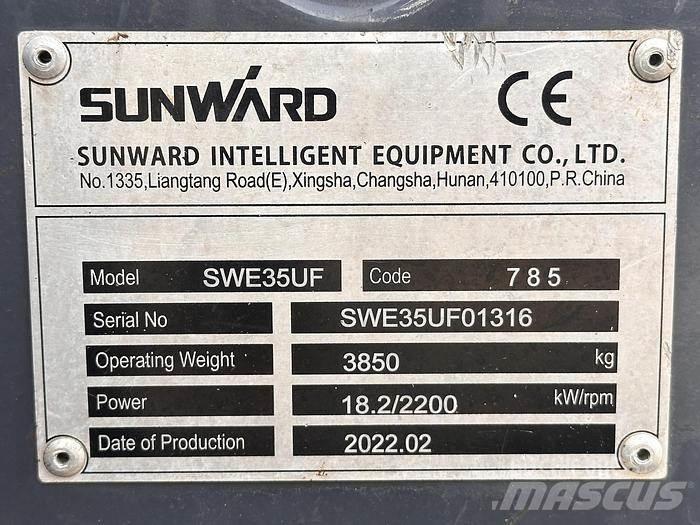 Sunward SWE35UF Мини екскаватори < 7 т