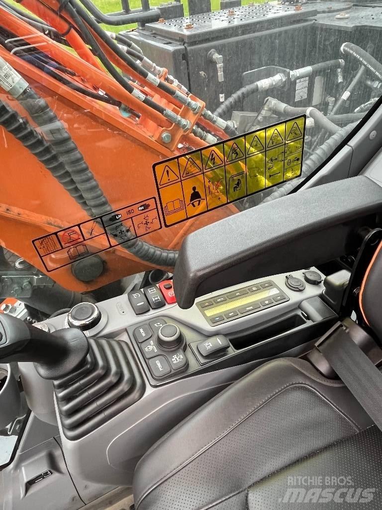 Develon DX140W-7 Колесни екскаватори