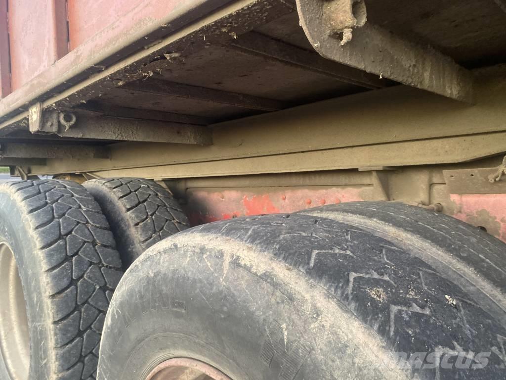 Scania vogntræk Ремаркета самосвални