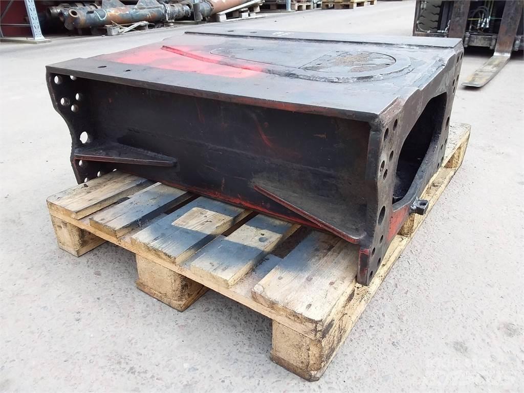 Valmet 830 Други компоненти