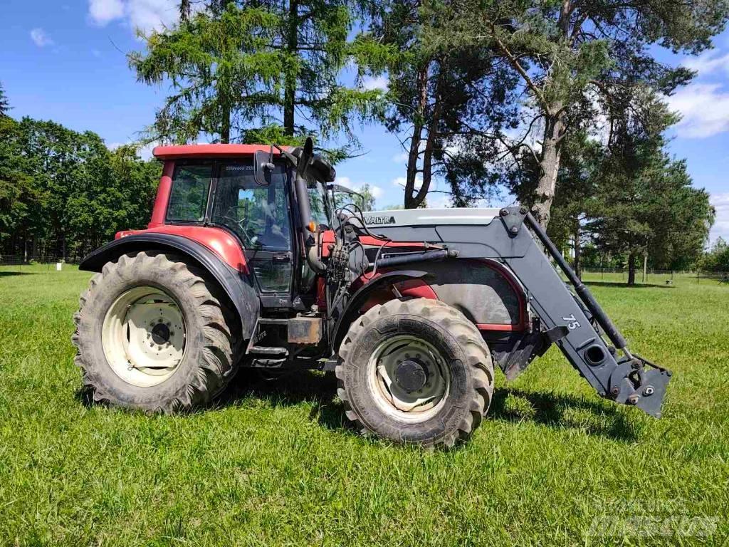 Valtra Valmet T 170 Трактори