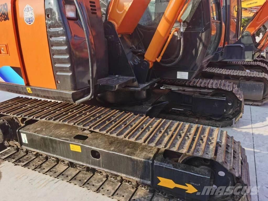 Hitachi ZX 70 Мини екскаватори < 7 т