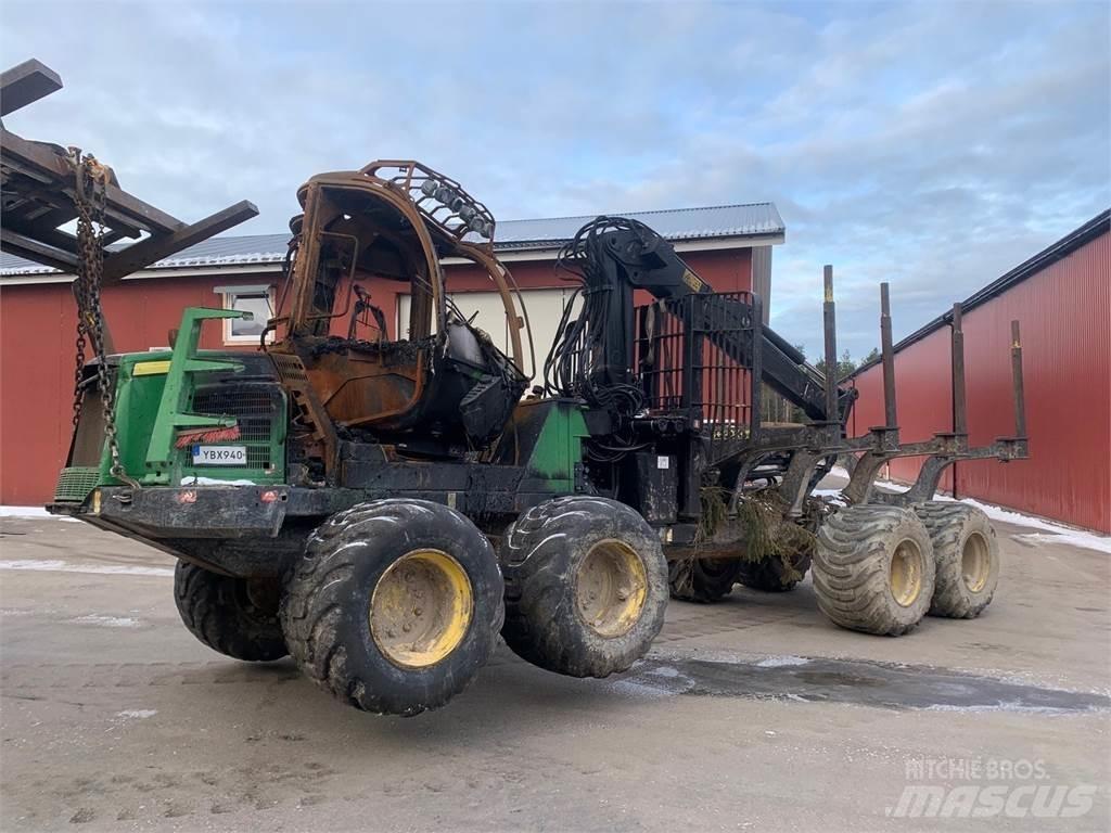 John Deere 1010E Форуардери