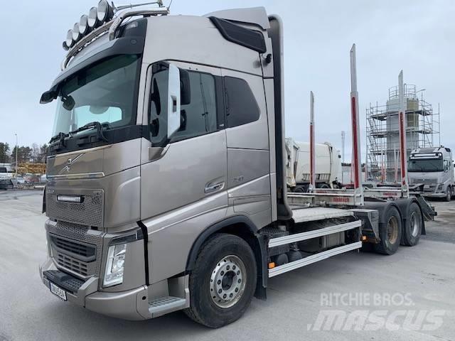 Volvo FH 750 За превоз на дървени трупи