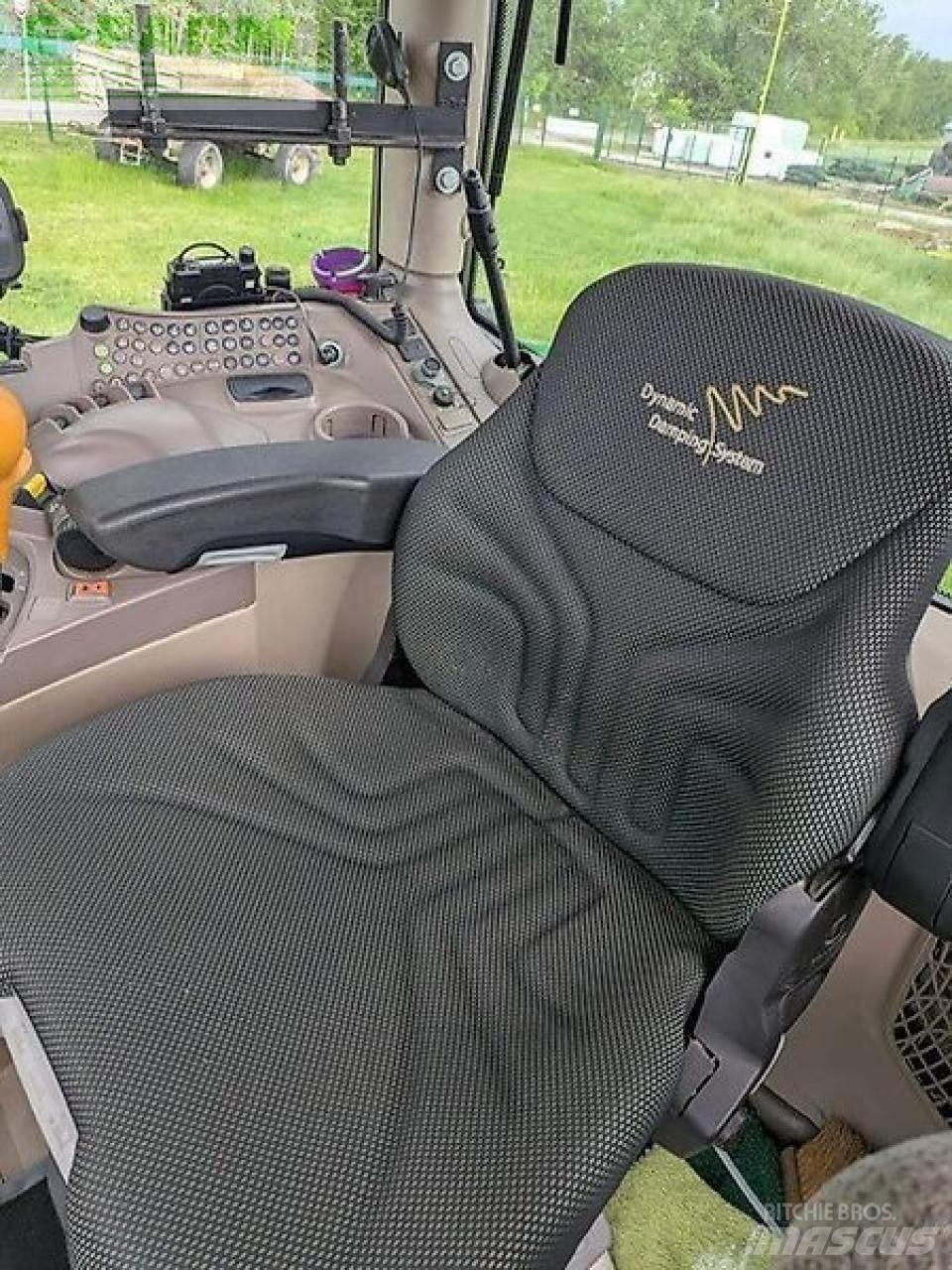 John Deere 6215 r Трактори