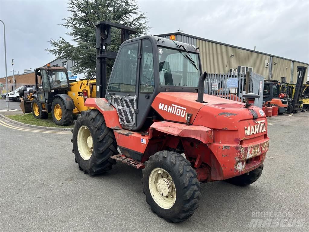 Manitou M26-4 Камиони за херавни местности