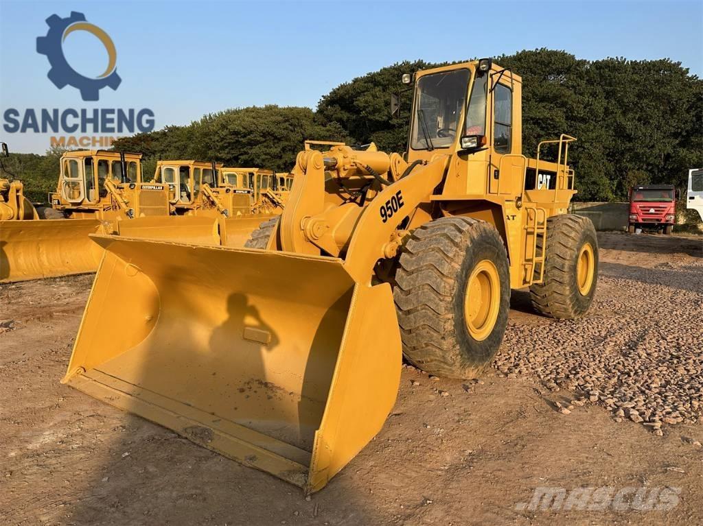 CAT 950E Колесни товарачи