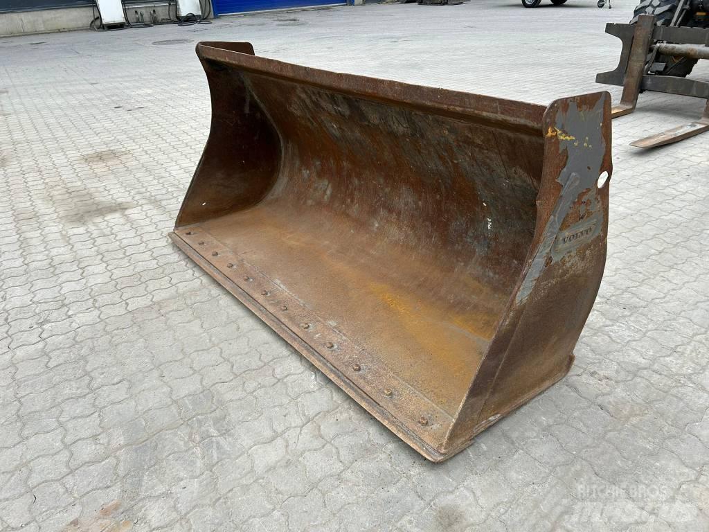 Volvo L 30 G Колесни товарачи