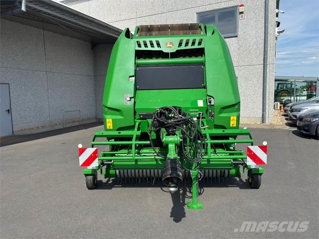 John Deere V451M Сламопреси за кръгли бали
